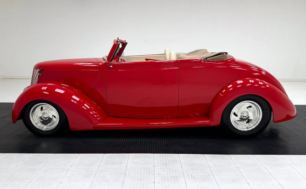 1938 Ford Standard & Deluxe & Super Deluxe - Image 4 of 31