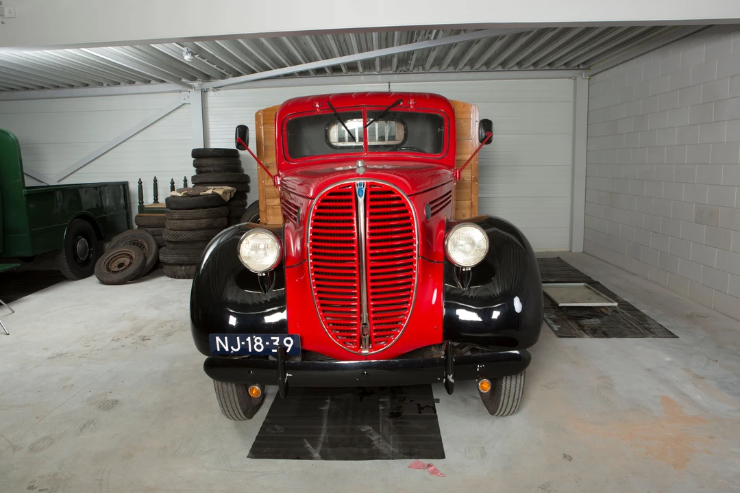 1938 Ford Pickup (1937-1939) - Image 2 of 6