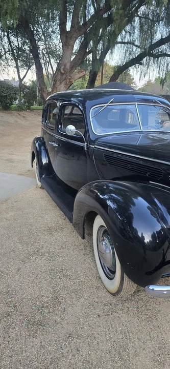 1938 Ford Standard & Deluxe & Super Deluxe - Image 4 of 26