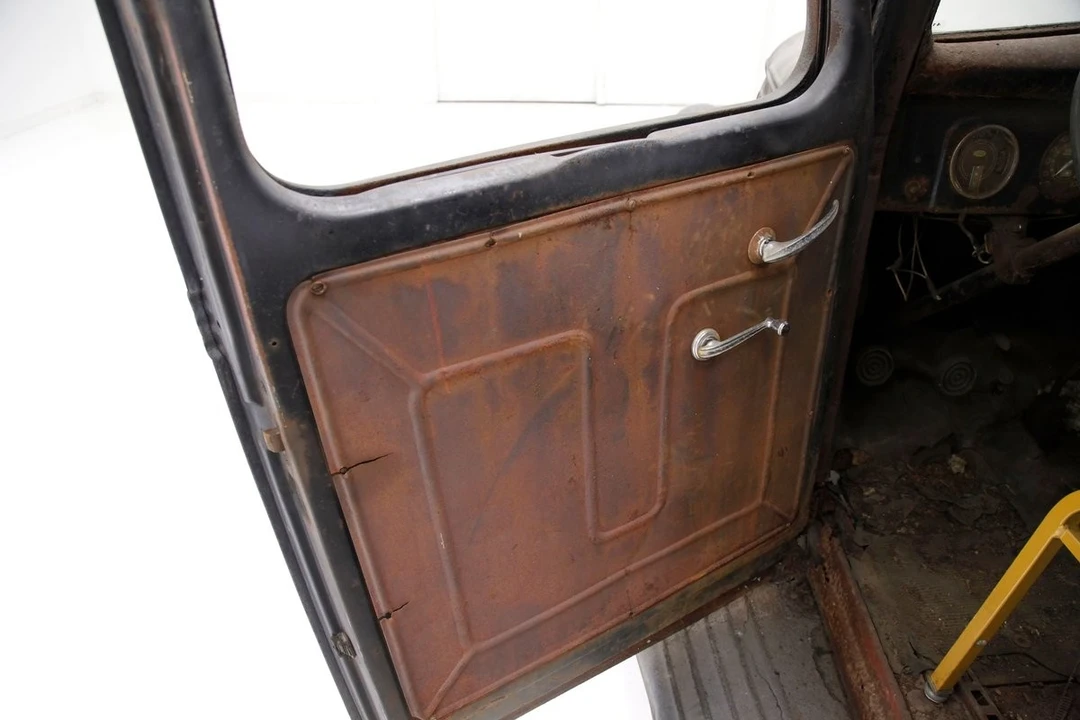 1938 Ford Standard & Deluxe & Super Deluxe - Image 30 of 31