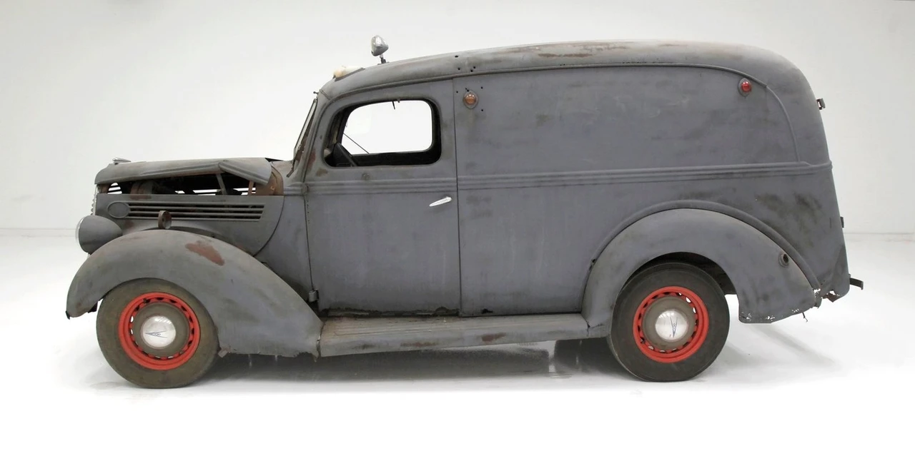 1938 Ford Standard & Deluxe & Super Deluxe - Image 2 of 31