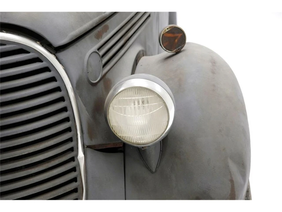 1938 Ford Standard & Deluxe & Super Deluxe - Image 13 of 31