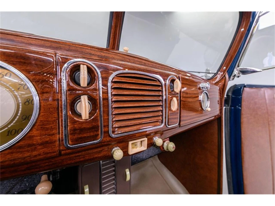 1938 Ford Standard & Deluxe & Super Deluxe - Image 22 of 31