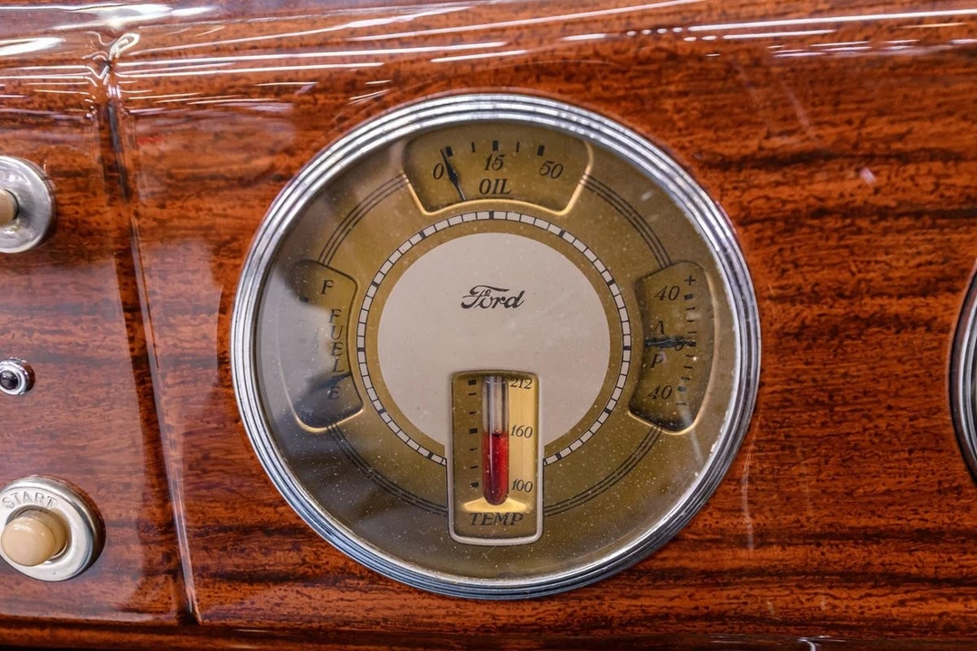 1938 Ford Standard & Deluxe & Super Deluxe - Image 19 of 31