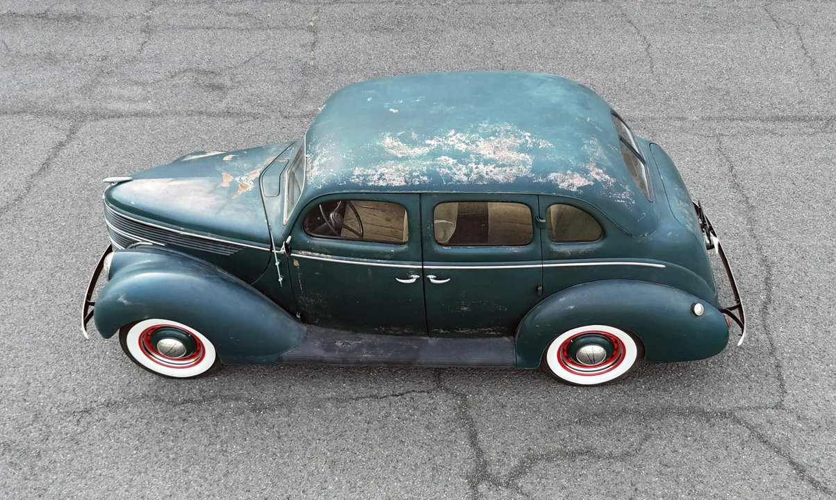 1938 Ford Standard & Deluxe & Super Deluxe - Image 14 of 31