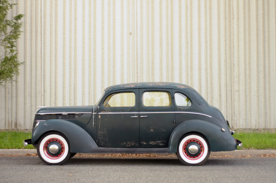 1938 Ford Standard & Deluxe & Super Deluxe - Image 5 of 31