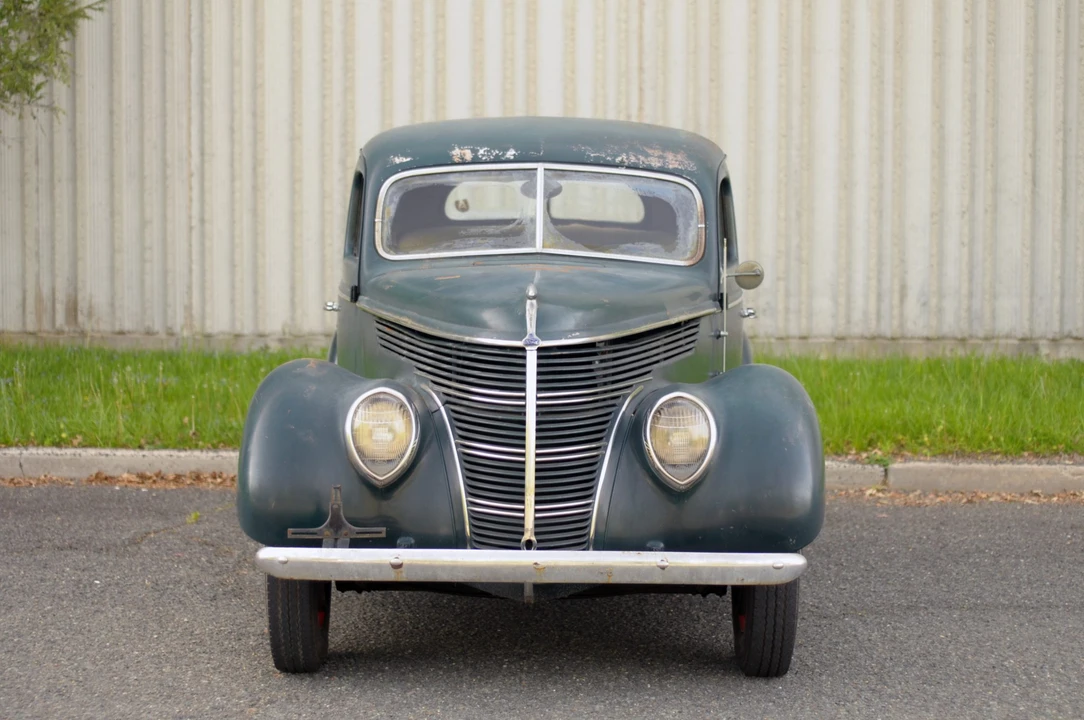 1938 Ford Standard & Deluxe & Super Deluxe - Image 12 of 31