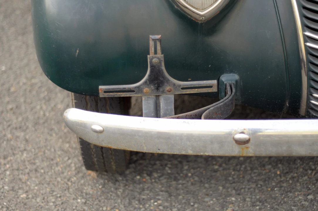 1938 Ford Standard & Deluxe & Super Deluxe - Image 30 of 31