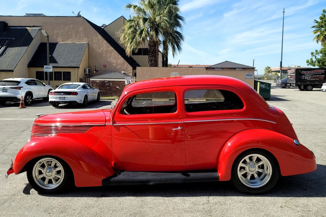 1938 Ford Standard & Deluxe & Super Deluxe - Image 3 of 31