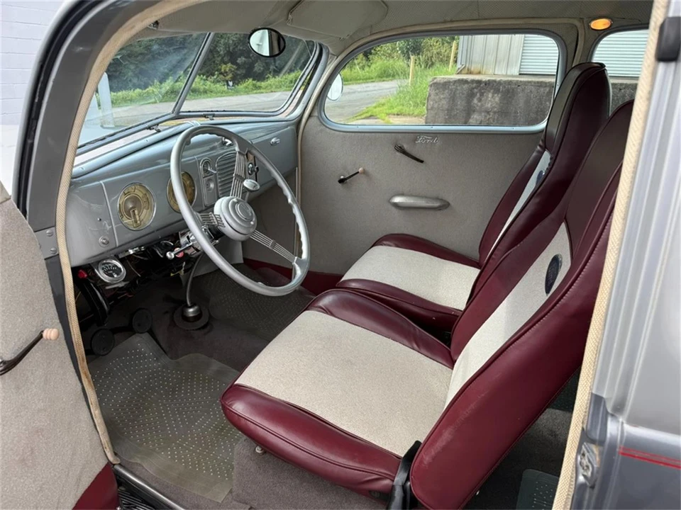 1938 Ford Standard & Deluxe & Super Deluxe - Image 14 of 31