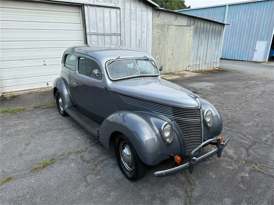 1938 Ford Standard & Deluxe & Super Deluxe - Image 9 of 31