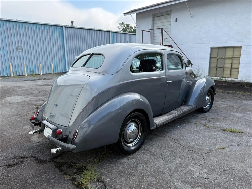 1938 Ford Standard & Deluxe & Super Deluxe - Image 5 of 31
