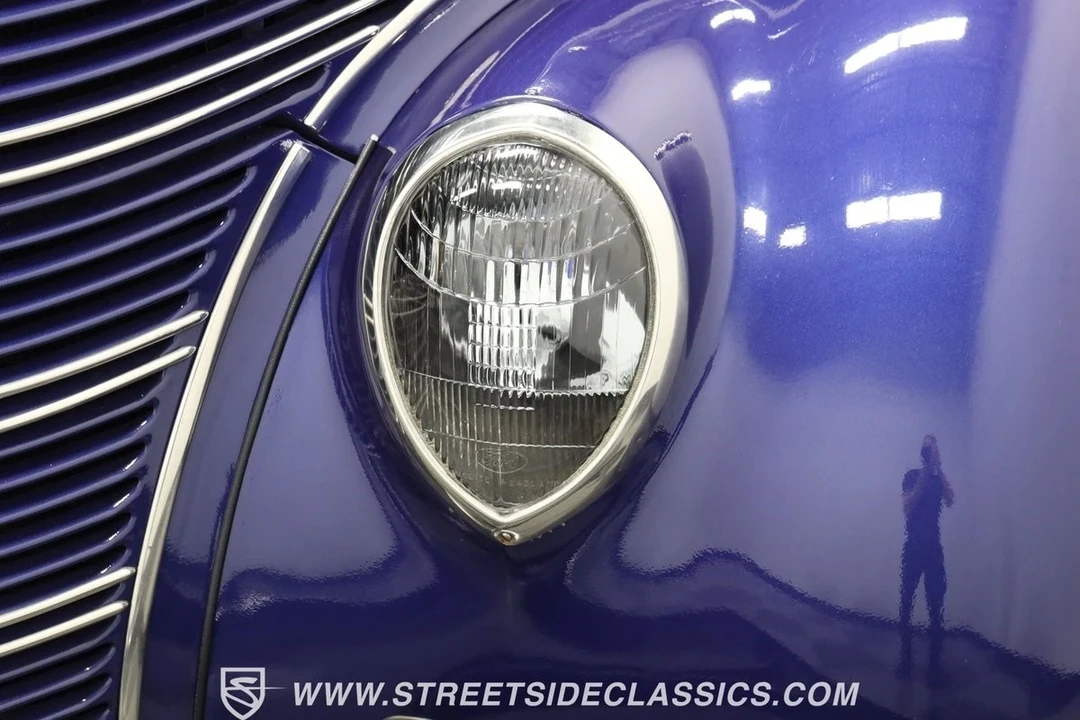 1938 Ford Standard & Deluxe & Super Deluxe - Image 20 of 21