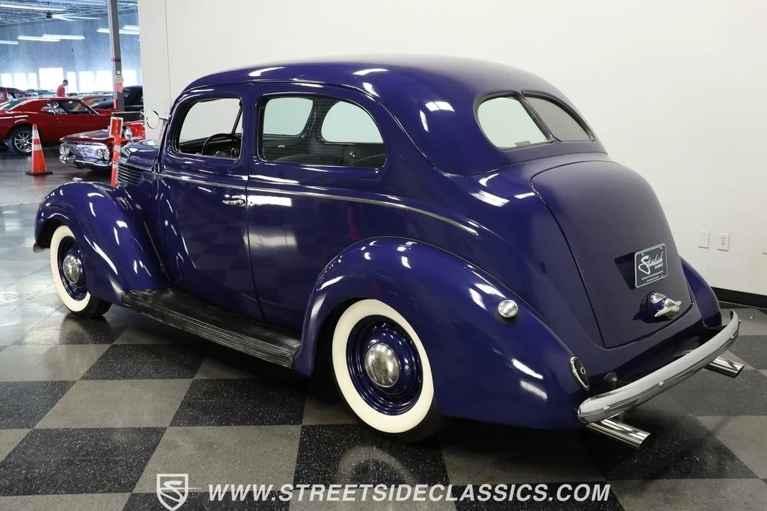 1938 Ford Standard & Deluxe & Super Deluxe - Image 7 of 12