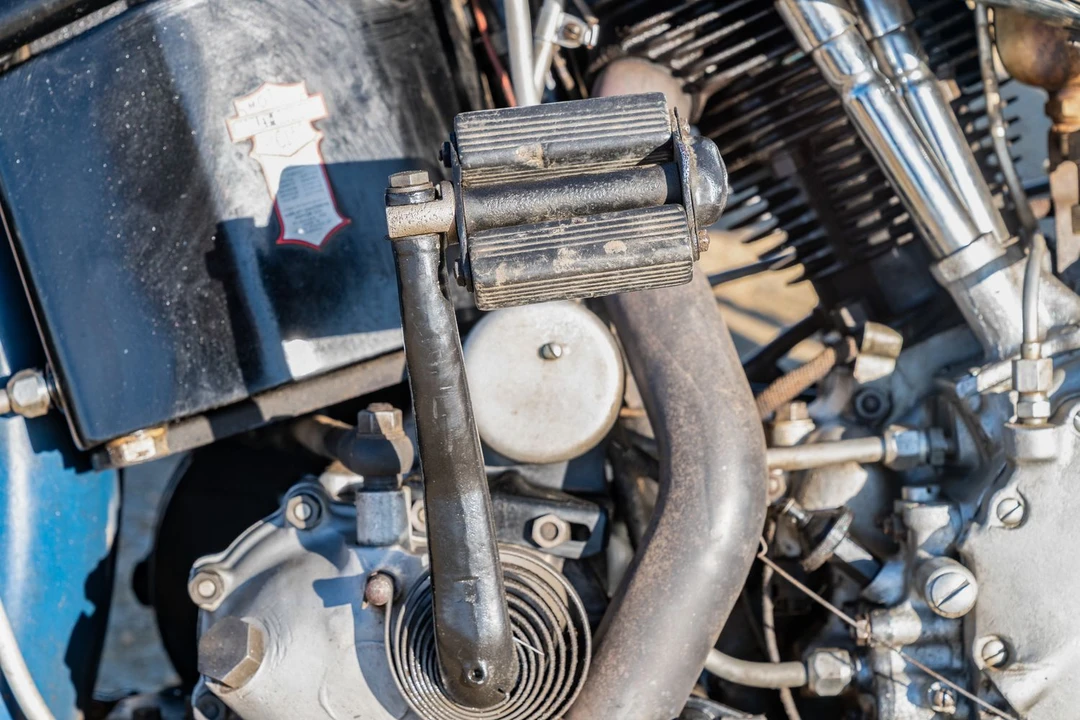 1938 Harley-Davidson Knucklehead - Image 9 of 10