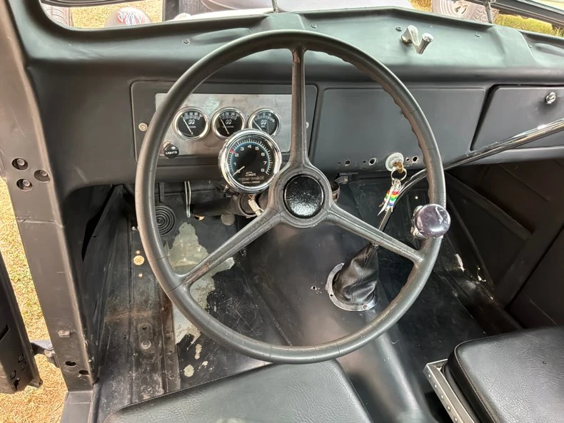1938 International - Image 22 of 31