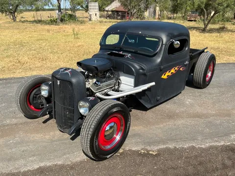 1938 International Rat Rod
