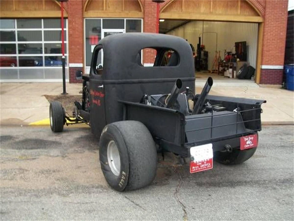 1938 International - Image 4 of 4
