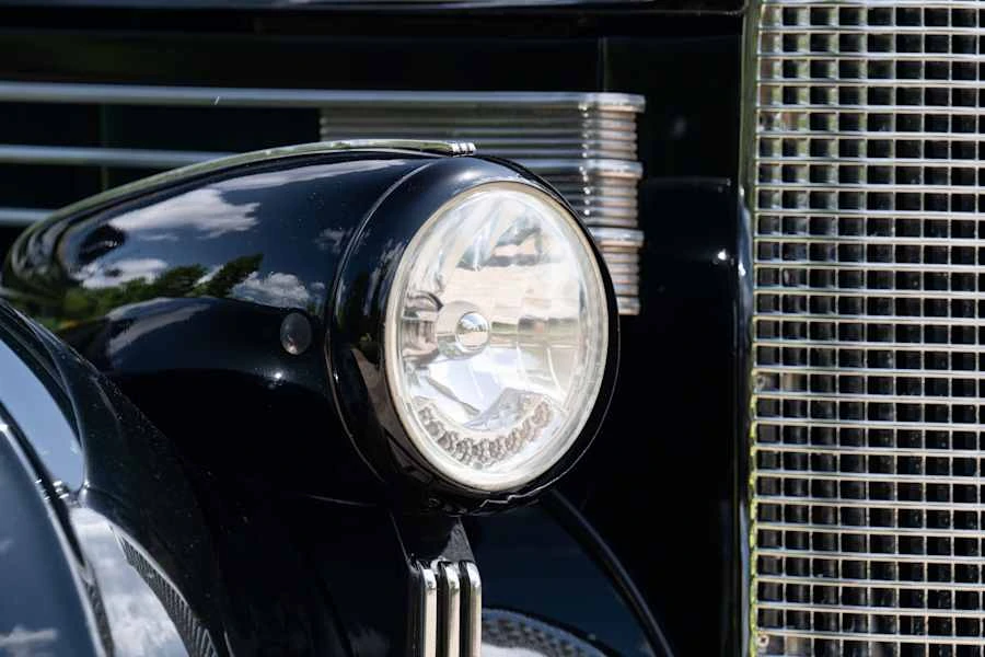 1938 LaSalle Series 50 - Image 7 of 31