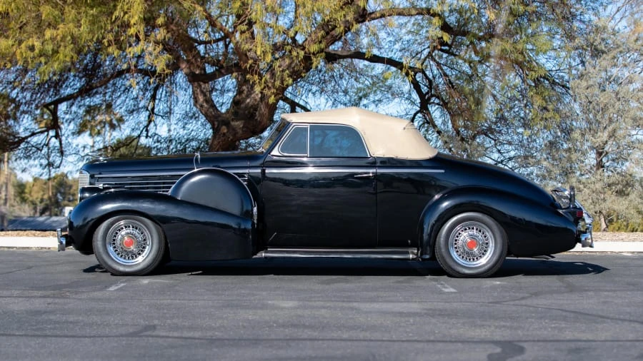 1938 LaSalle Series 50 - Image 2 of 31