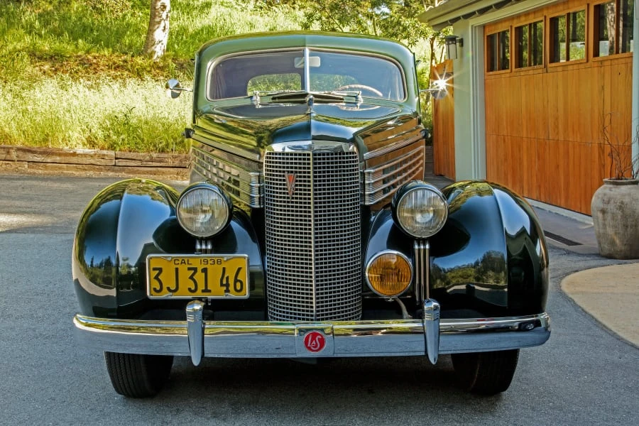 1938 LaSalle Series 50 - Image 4 of 4