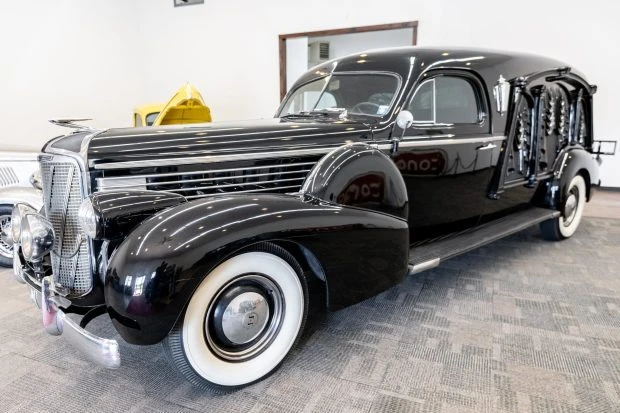 1938 LaSalle Series 50 - Image 3 of 9