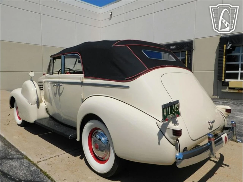 1938 LaSalle Series 50 - Image 17 of 31