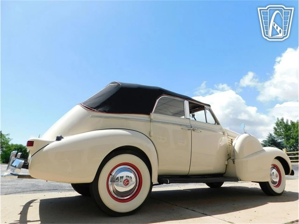 1938 LaSalle Series 50 - Image 23 of 31
