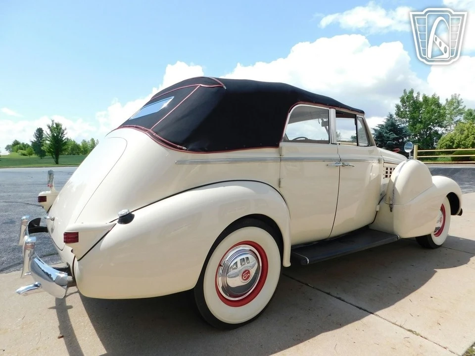 1938 LaSalle Series 50 - Image 17 of 21