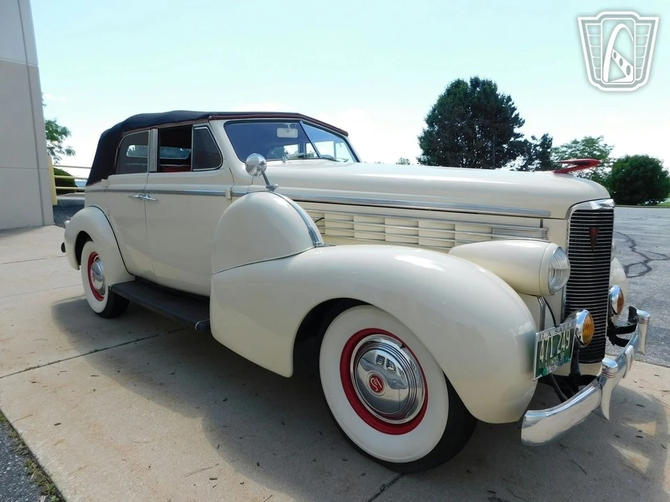 1938 LaSalle Series 50 - Image 15 of 21