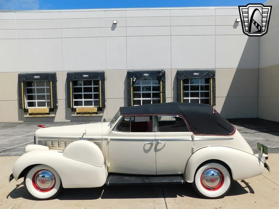 1938 LaSalle Series 50 - Image 3 of 21