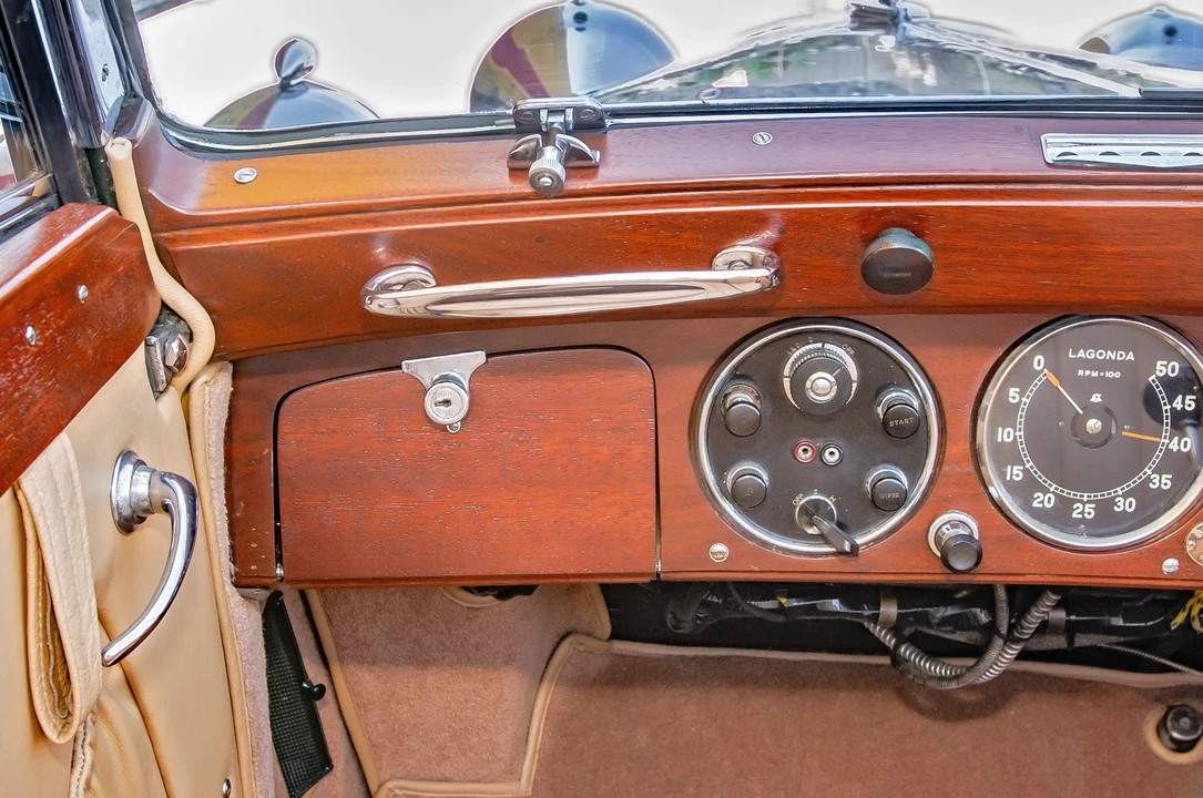 1938 Lagonda - Image 8 of 31