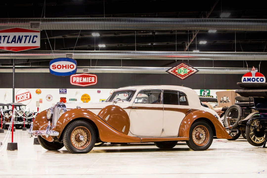1938 Lagonda - Image 9 of 12