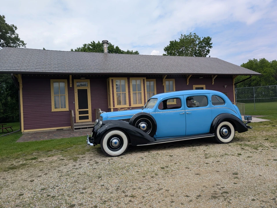 1938 Lincoln Zephyr - Image 13 of 31