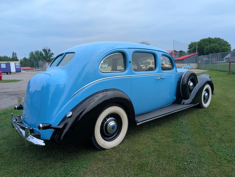 1938 Lincoln Zephyr - Image 15 of 31