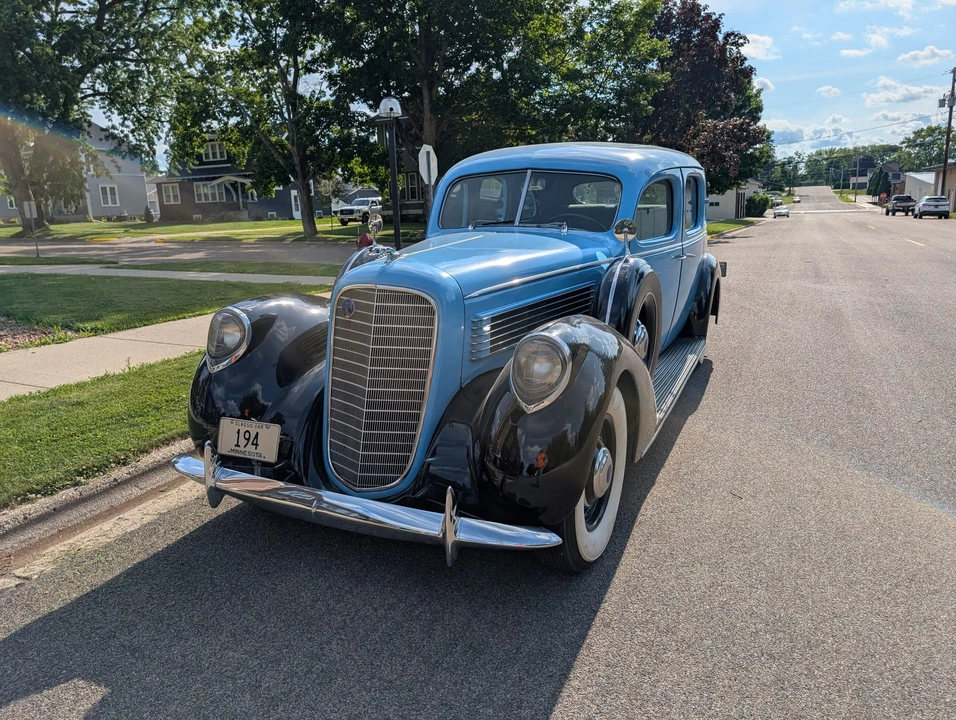 1938 Lincoln Zephyr - Image 2 of 31