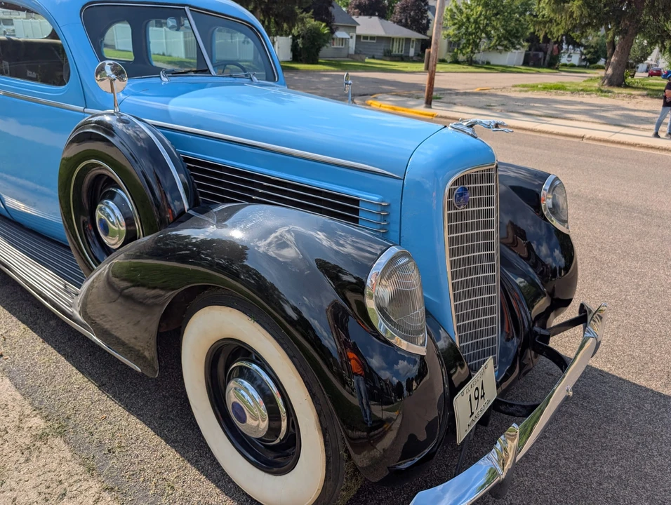 1938 Lincoln Zephyr - Image 22 of 31