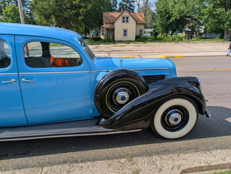 1938 Lincoln Zephyr - Image 19 of 31