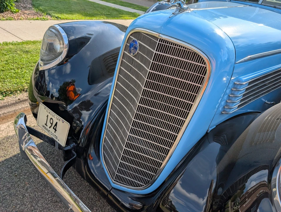 1938 Lincoln Zephyr - Image 30 of 31