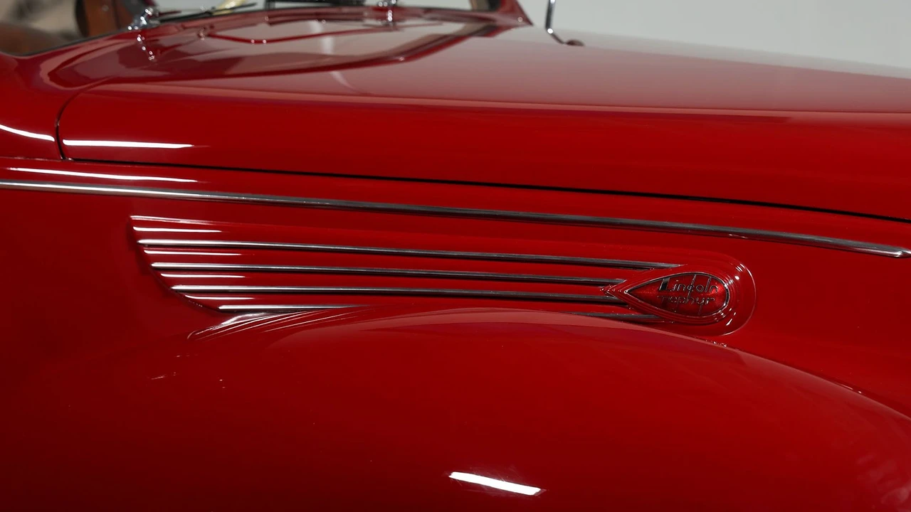 1938 Lincoln Zephyr - Image 8 of 31