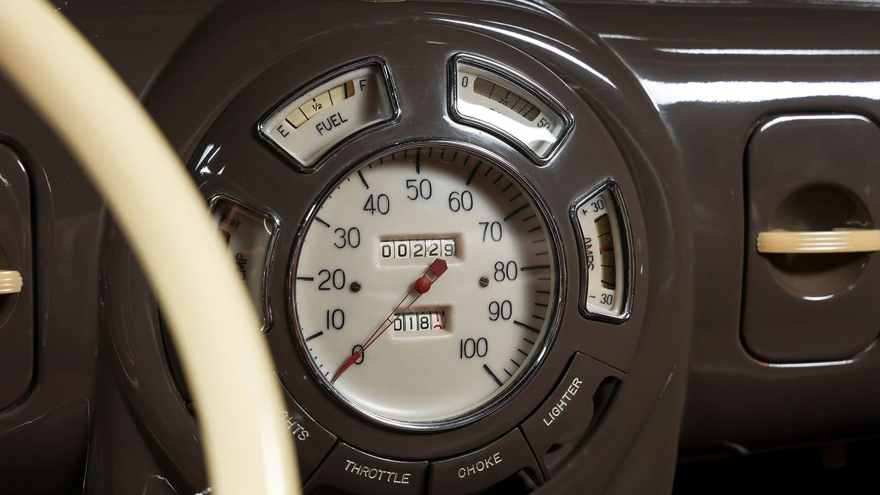1938 Lincoln Zephyr - Image 30 of 31
