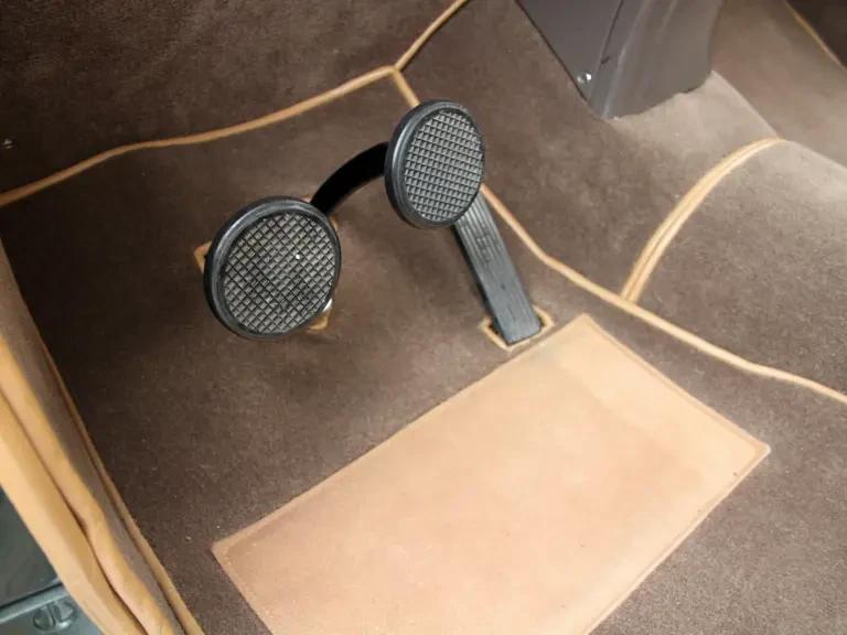 1938 Lincoln Zephyr - Image 23 of 29
