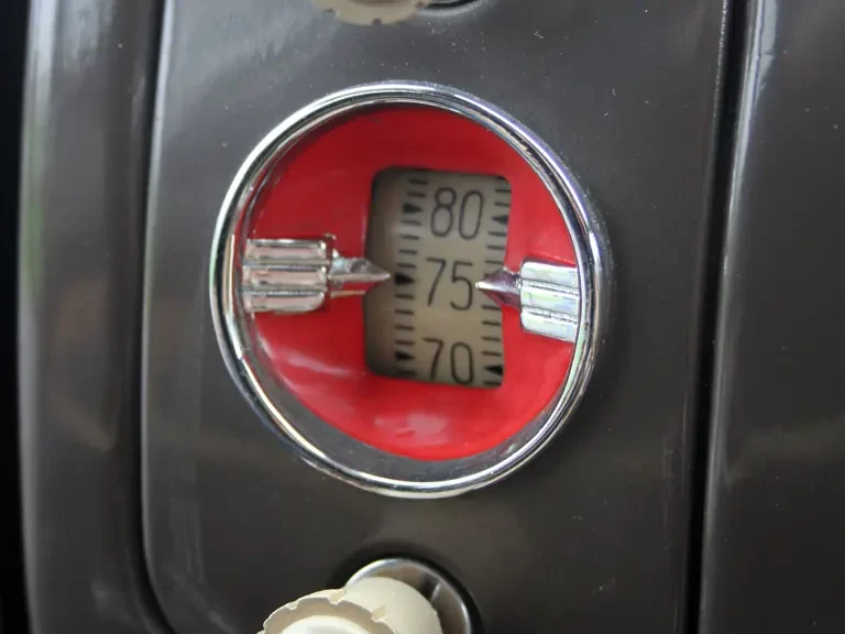 1938 Lincoln Zephyr - Image 20 of 29