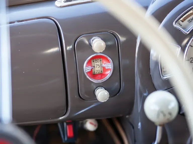 1938 Lincoln Zephyr - Image 13 of 26