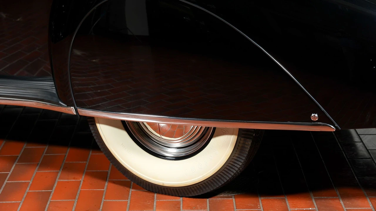 1938 Lincoln Zephyr - Image 20 of 31
