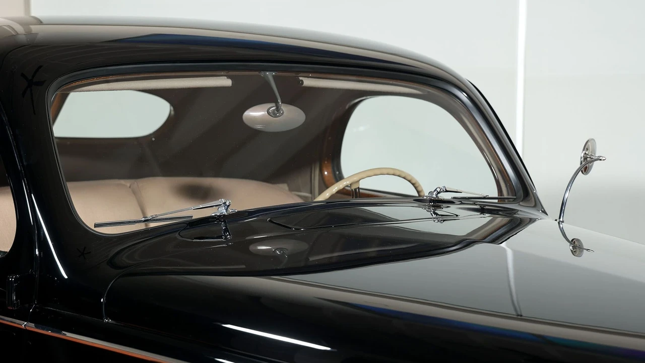 1938 Lincoln Zephyr - Image 15 of 31