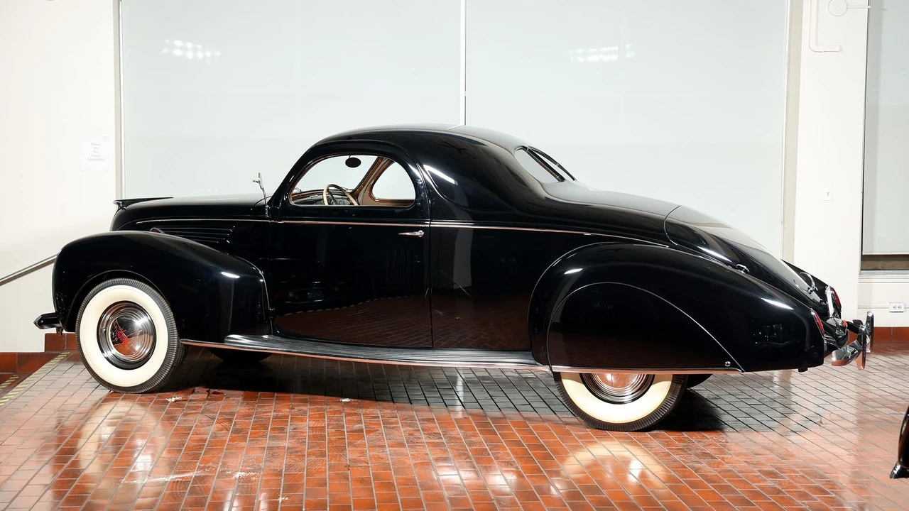 1938 Lincoln Zephyr - Image 4 of 31