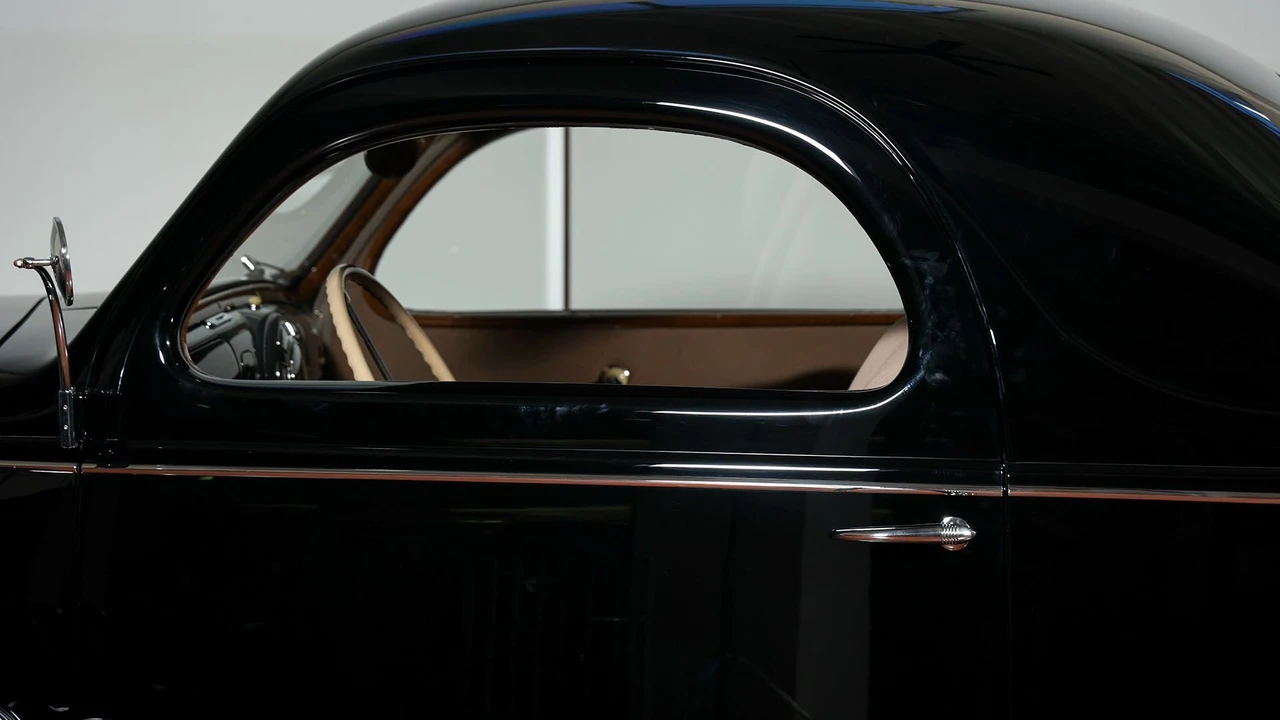 1938 Lincoln Zephyr - Image 14 of 31