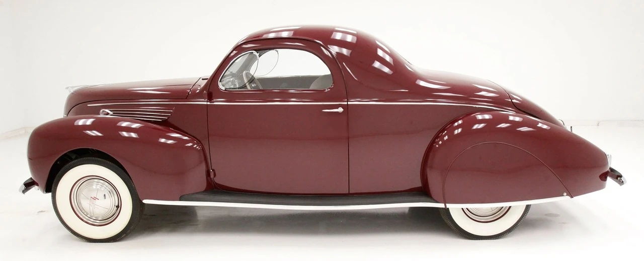 1938 Lincoln Zephyr - Image 2 of 21