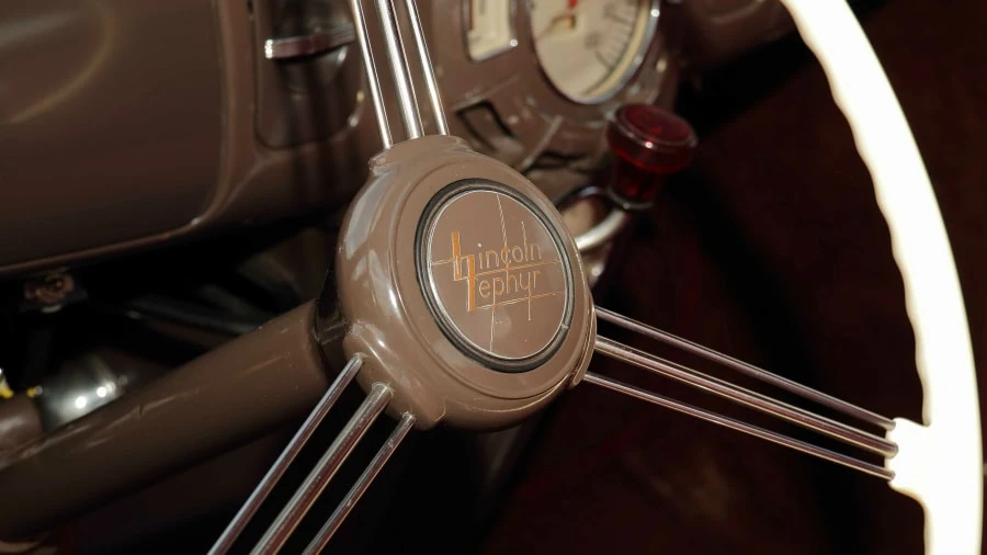 1938 Lincoln Zephyr - Image 20 of 21
